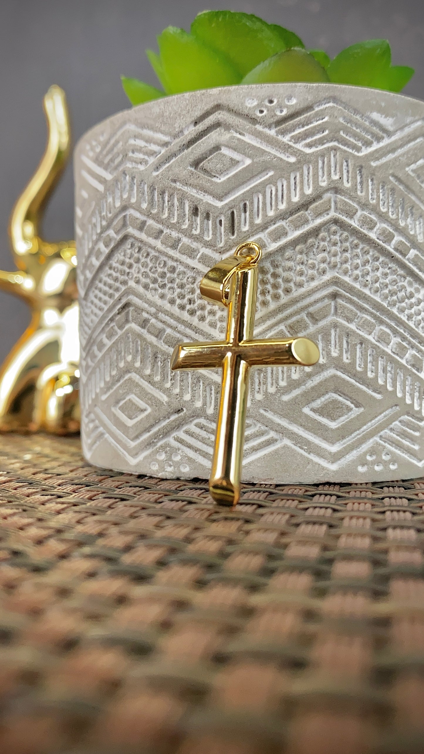 14K Gold Filled Cross Pendant for Womens Mens 35x20mm