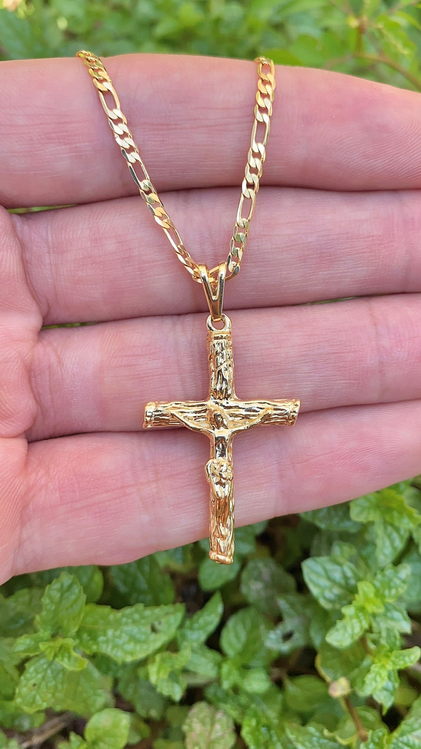 14K Gold Filled Rustic Cross Necklace for Mens Womens Figaro Chain 2.5mm Elegant