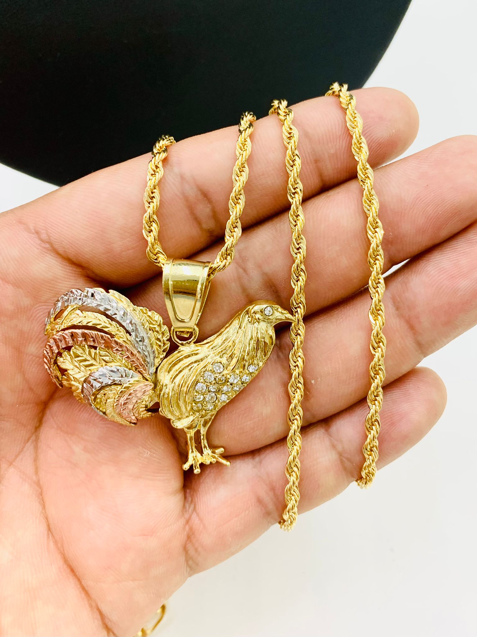 Cadena y Medalla De Oro Para Hombre De Gallo 3 Oros 33x45 18K Gold Filled  Chicken Rooster Pendant Necklace for Mens Womens Mariner Chain 24