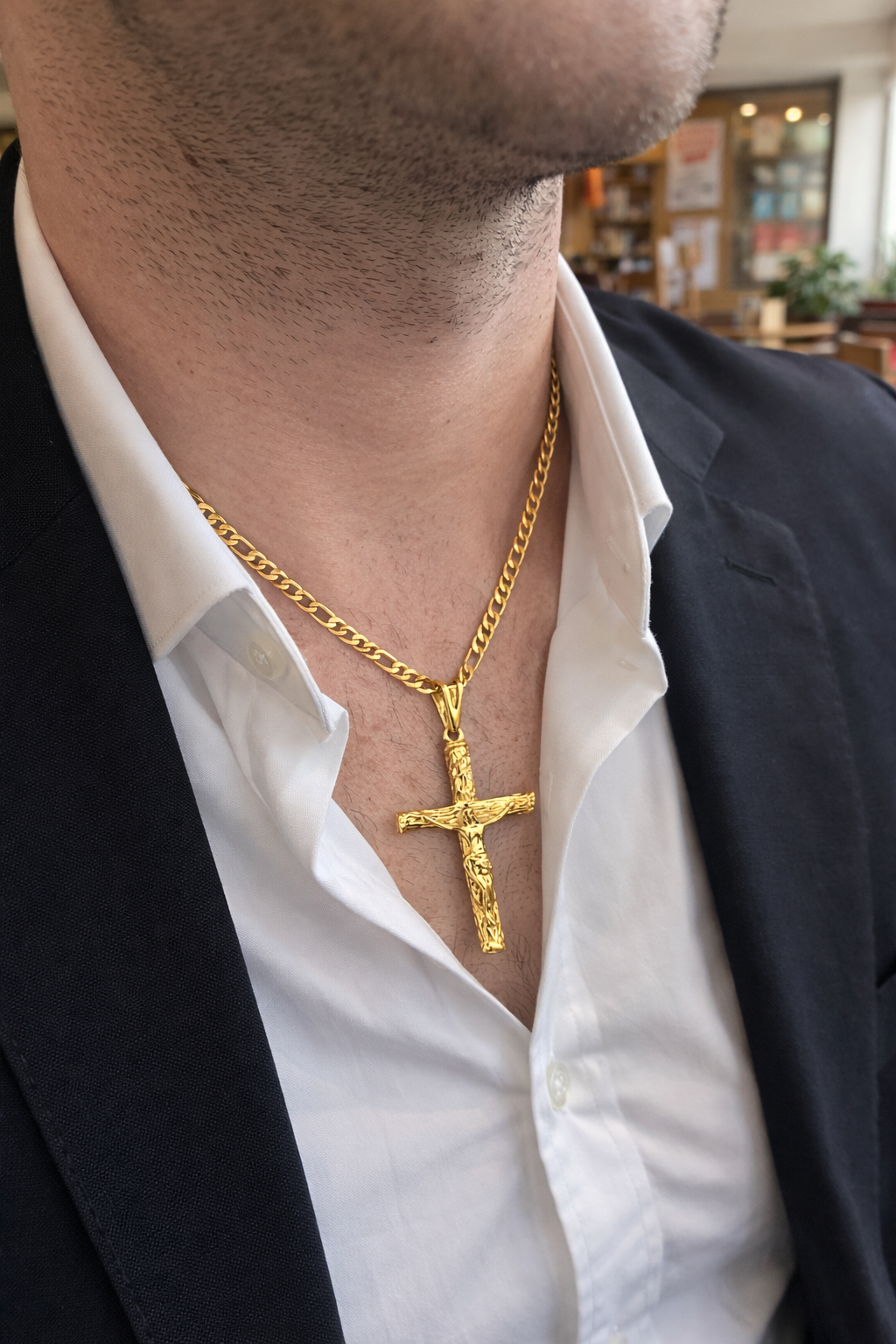 14K Gold Filled Rustic Cross Necklace for Mens Womens Figaro Chain 2.5mm Elegant