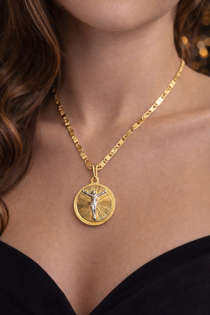 14K Gold Filled Jesus Round Necklace Chain Pendant 17x14mm Religious Gifts