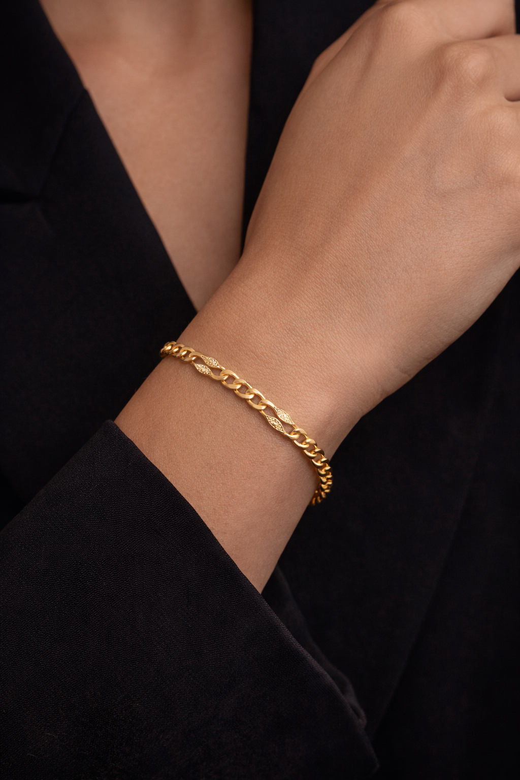 14K Gold Filled Womens Curb Link Bracelet Diamond Cut 7.5"
