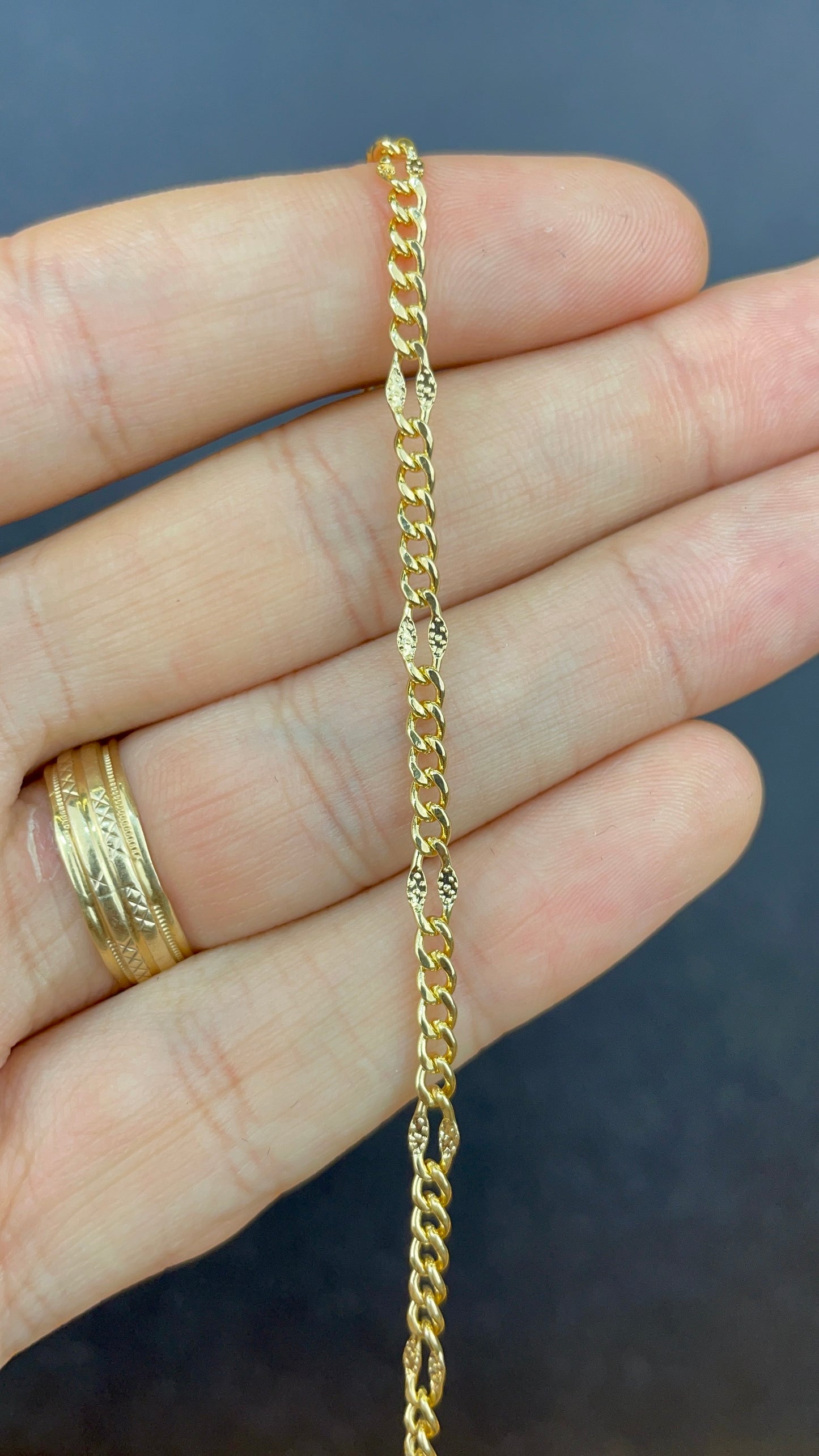 14K Gold Filled Womens Curb Link Bracelet Diamond Cut 7.5"