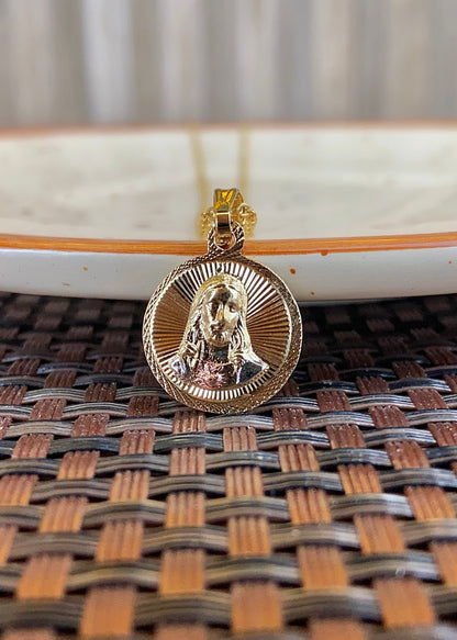 Jesus Sacred Heart Pendant Cable Link Necklace for Womens 17"