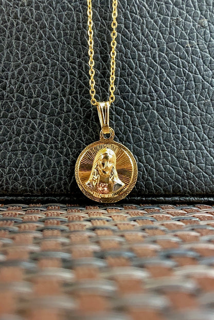 Jesus Sacred Heart Pendant Cable Link Necklace for Womens 17"