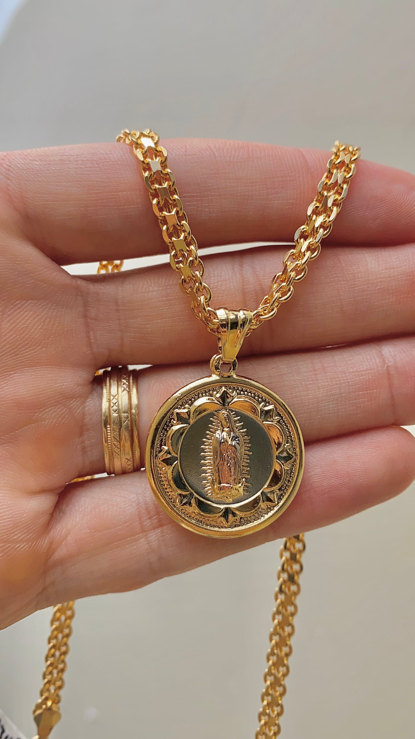 14K Gold Filled Virgen de Guadalupe Necklace Bismarck Chain Chocker 16"