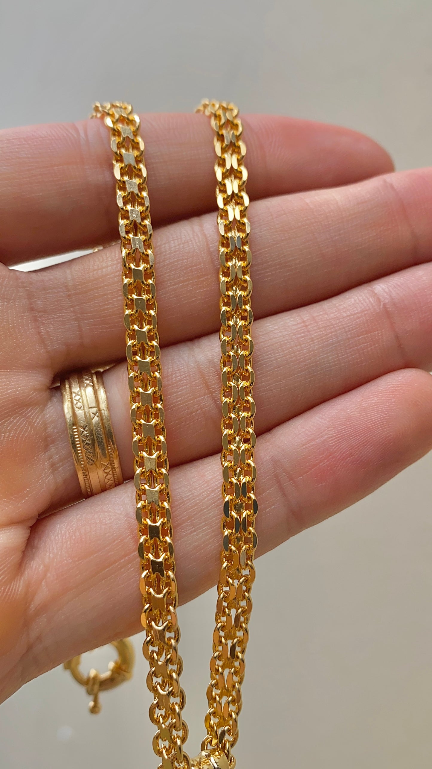 14K Gold Filled Virgen de Guadalupe Necklace Bismarck Chain Chocker 16"