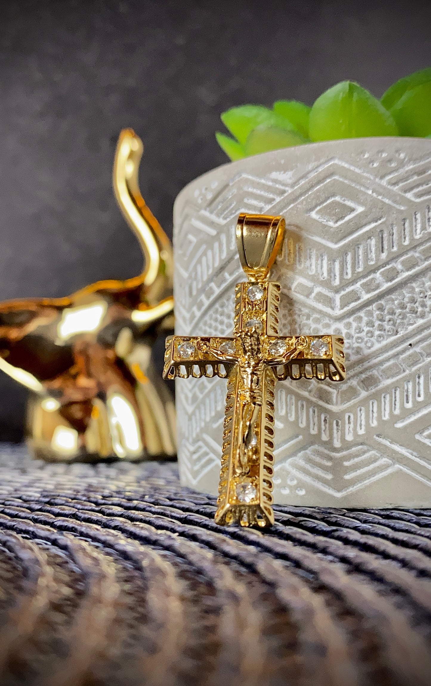 Mens CZ Cross Charm Pendant 14K Gold Filled Anniversary Birthday 41x26mm