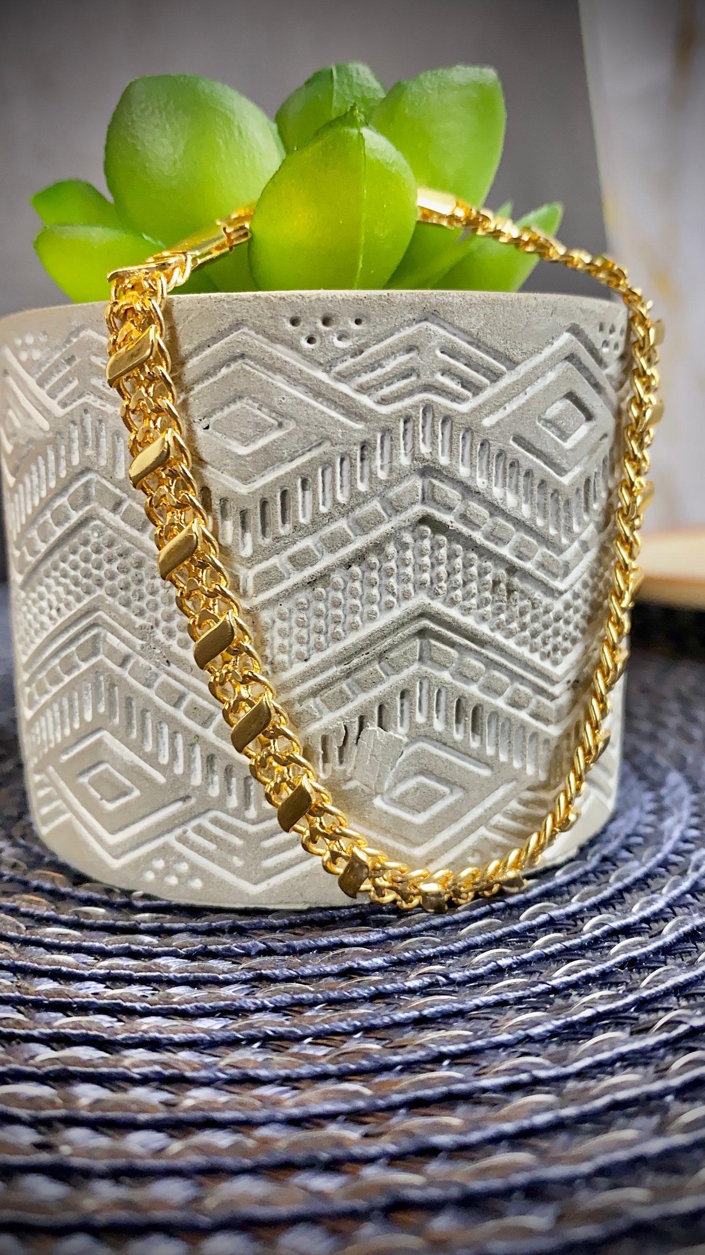 Womens Bismarck Gold Filled Bracelet Elegant Design Gifts for Her 7.75"