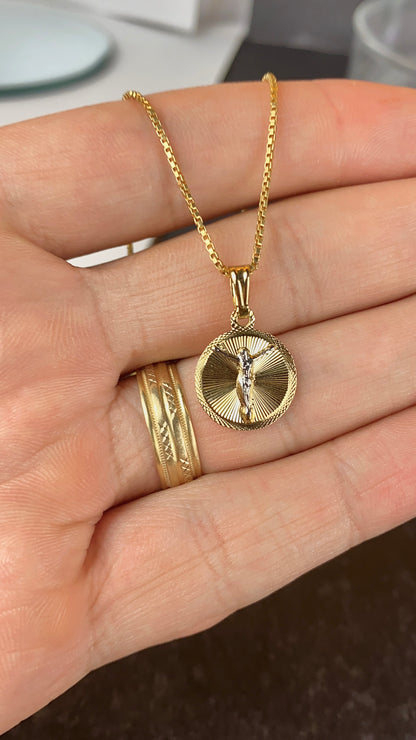 14K Gold Filled Round Jesus Necklace for Womens Box Link Chain 18"