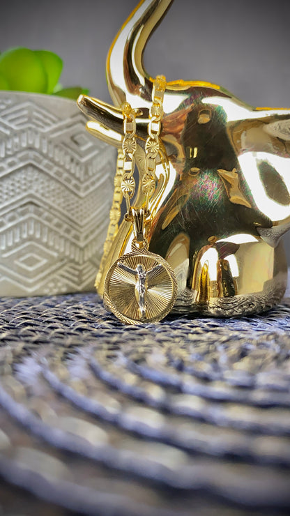 14K Gold Filled Jesus Round Necklace Chain Pendant 17x14mm Religious Gifts