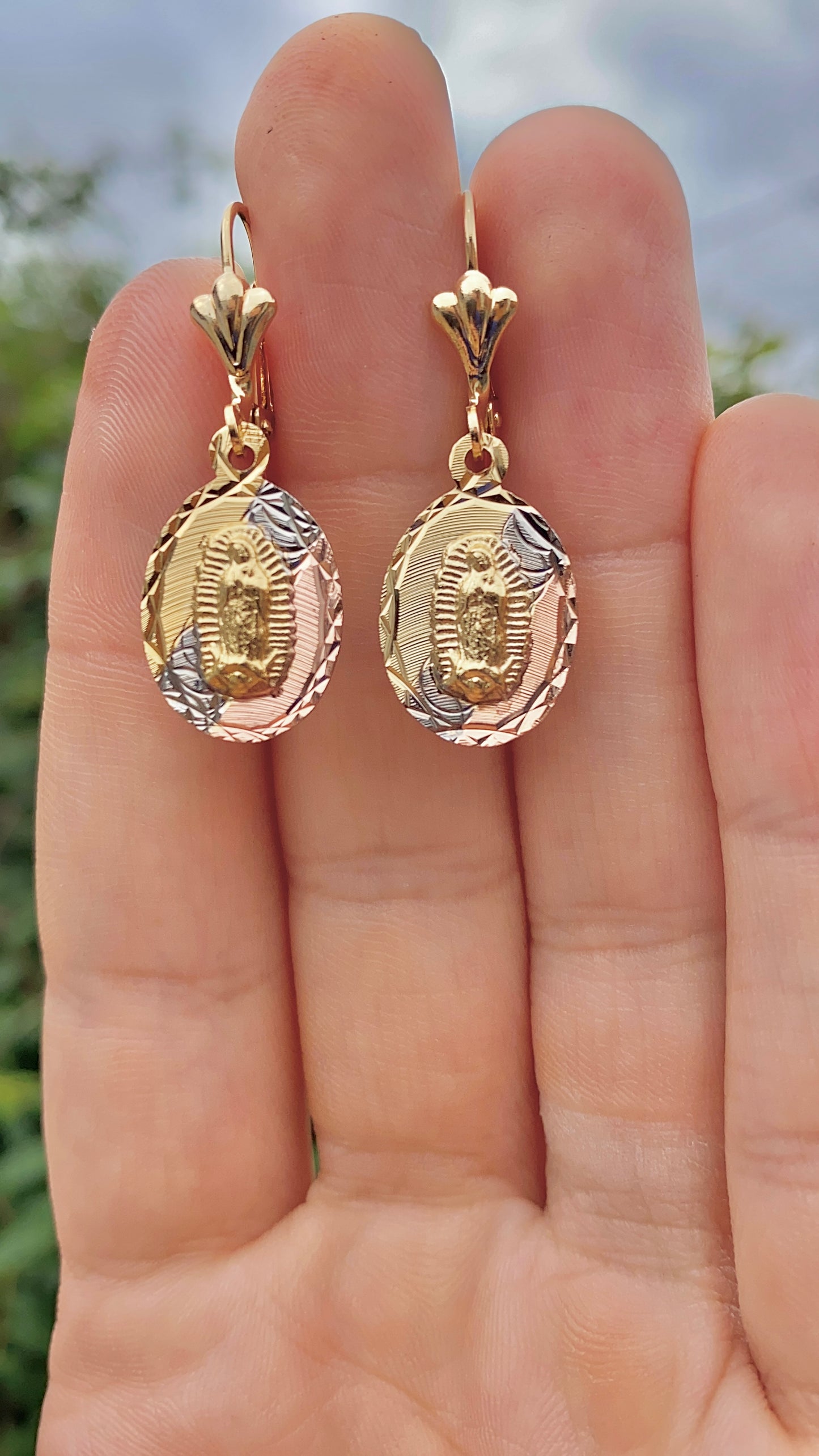 14K Gold Filled Dangling Earrings for Womens / Virgen de Guadalupe Earrings / Dangle Earrings Lever Back / Aretes Colgantes de la Virgen de Guadalupe