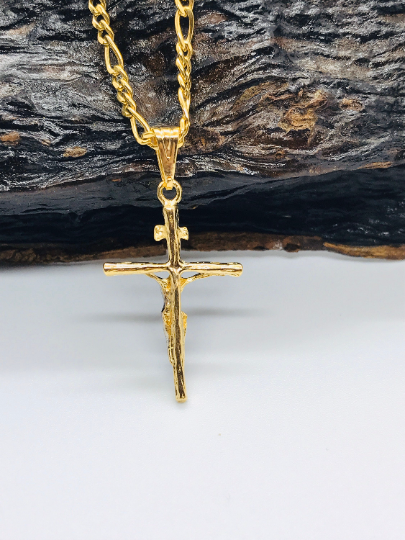 Figaro Link Cross Necklace For Men or Women Gold Filled 33x18mm in Gold Filled / Crucifix Necklace for Mens Womens / Cadena con Dije de Cruz Oro Laminado