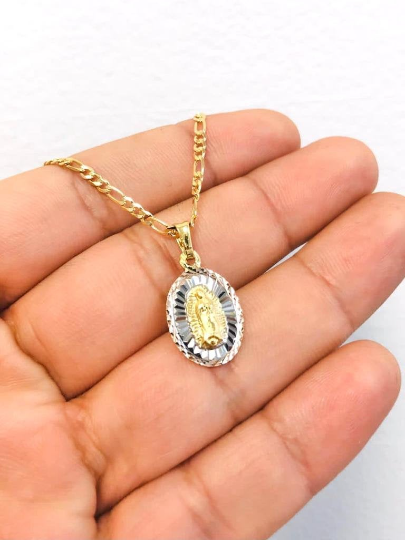 Virgen de Guadalupe Pendant with Figaro Chain / Diamond Cut Guadalupe Necklace Gold Filled / Dainty Everyday Necklce / Dije de Guadalupe Oro