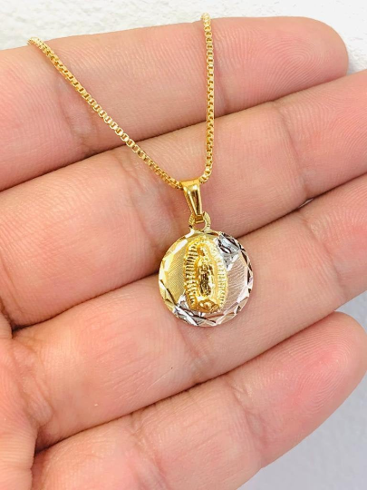 Virgen de Guadalupe Round Necklace with Box Link Chain 20" / Tri Color Guadalupe Pendant 17x14mm / Womens Guadalupe Necklace / Cadena Box Link con Dije de Guadalupe Oro Laminado