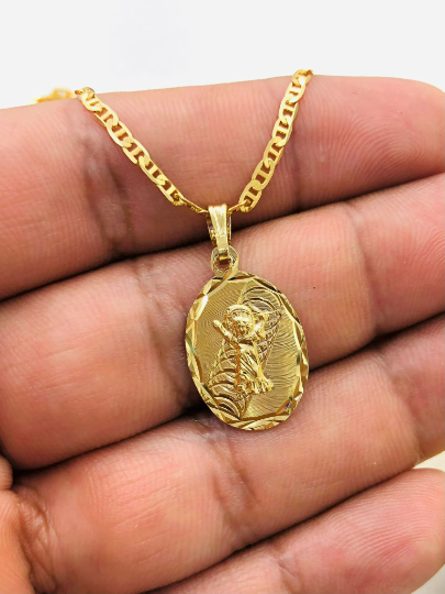 14K Yellow Gold Filled Divino Nino Necklace Medalla for Womens 18" / Medalla del Divino Nino 22x14mm/ Baby Jesus Necklace Everyday Necklace