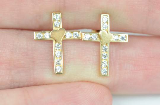 Cross Earrings Screw Back Heart CZ Stud Earrings in 14K Yellow and White Gold / Aretes de Cruz con Corazón Oro Real para Mujer / Womens Heart Earrings / Gold Stud Earrings