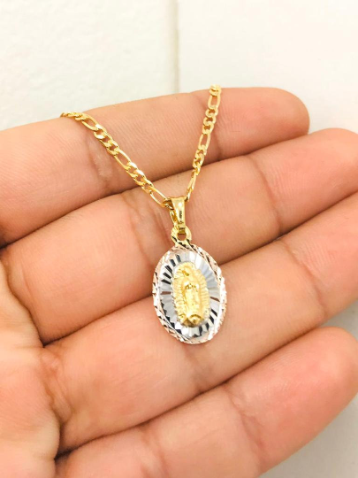 Virgen de Guadalupe Pendant with Figaro Chain / Diamond Cut Guadalupe Necklace Gold Filled / Dainty Everyday Necklce / Dije de Guadalupe Oro