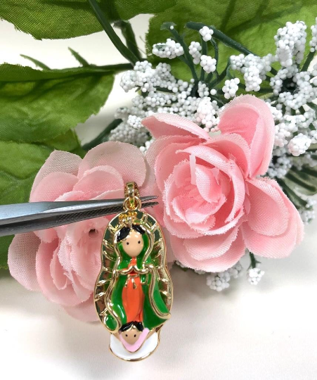 Virgencita de Guadalupe Necklace Pendant For Kids Womens Mens in Gold Filled / Guadalupe Necklace / Cadena y Dije de la Guadalupe 31x16