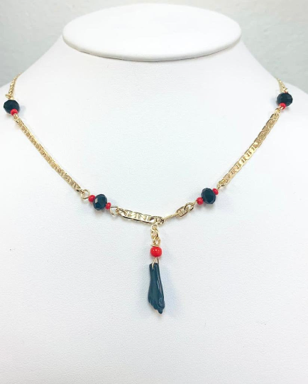 Azabache Hand Necklace 18K Gold Filled for Good Luck and Protection 18" Jewelry / Cadena y Dije de la Mano de Azabache en Oro Laminado para Mujer