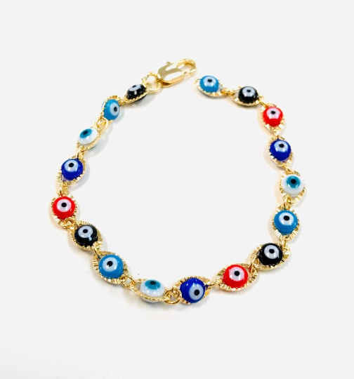 Amazon.com: Red Bracelet for Babies, Baby Girl and Baby boy. Protection  Amulet for baby. String for Good Luck and The Evil Eye. Infant Bracelet for  baby color red,blue,pink black (Red bracelet blue