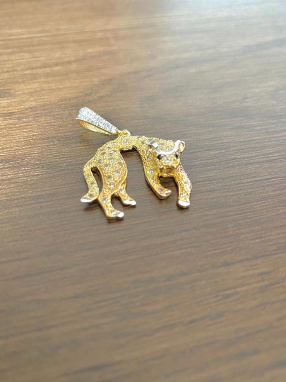 Cheetah Pendant 18K Gold Filled 29x26mm