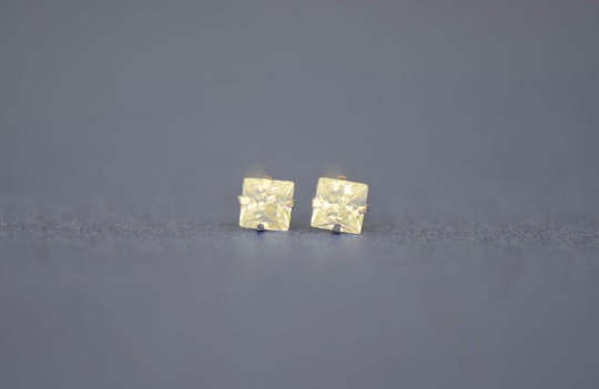 14K Yellow/White Gold Square CZ Princess Cut Stud Earrings for Womens Mens Kids / Everyday Earrings Jewelry / Aretes en Oro Solido Real para Mujer