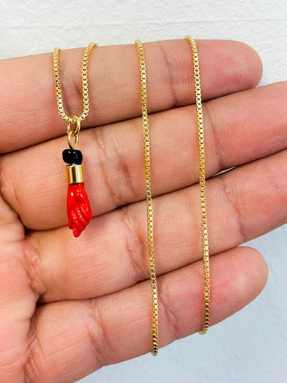 Cadena Box Link con Dije Rojo de Azabache para Mujer en Oro Laminado para la Proteccion / Gold Filled Red Azabache Hand Necklace for Protection 20" Inches