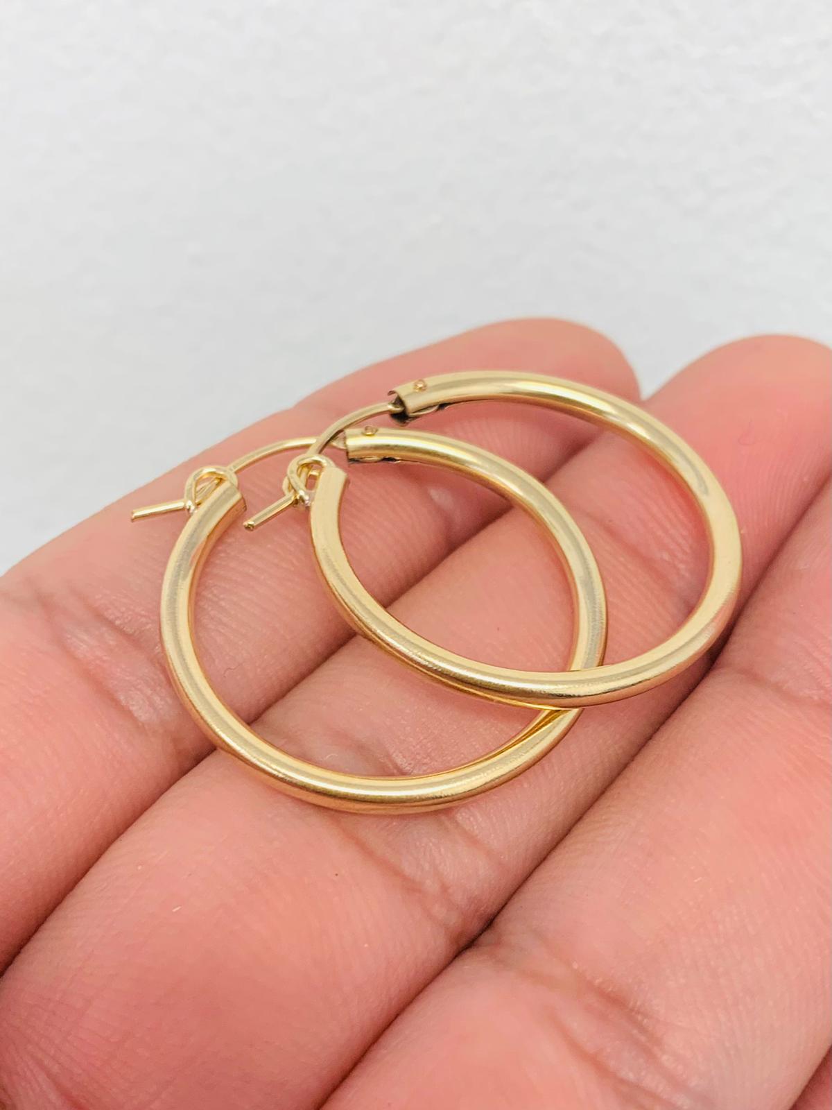 14K Real Gold Filled Hoop Earrings For Womens 28x28mm 2.3mm 1.8g / Argollas Arracadas Mujer en Oro / Earrings for Everyday / Dainty Earrings