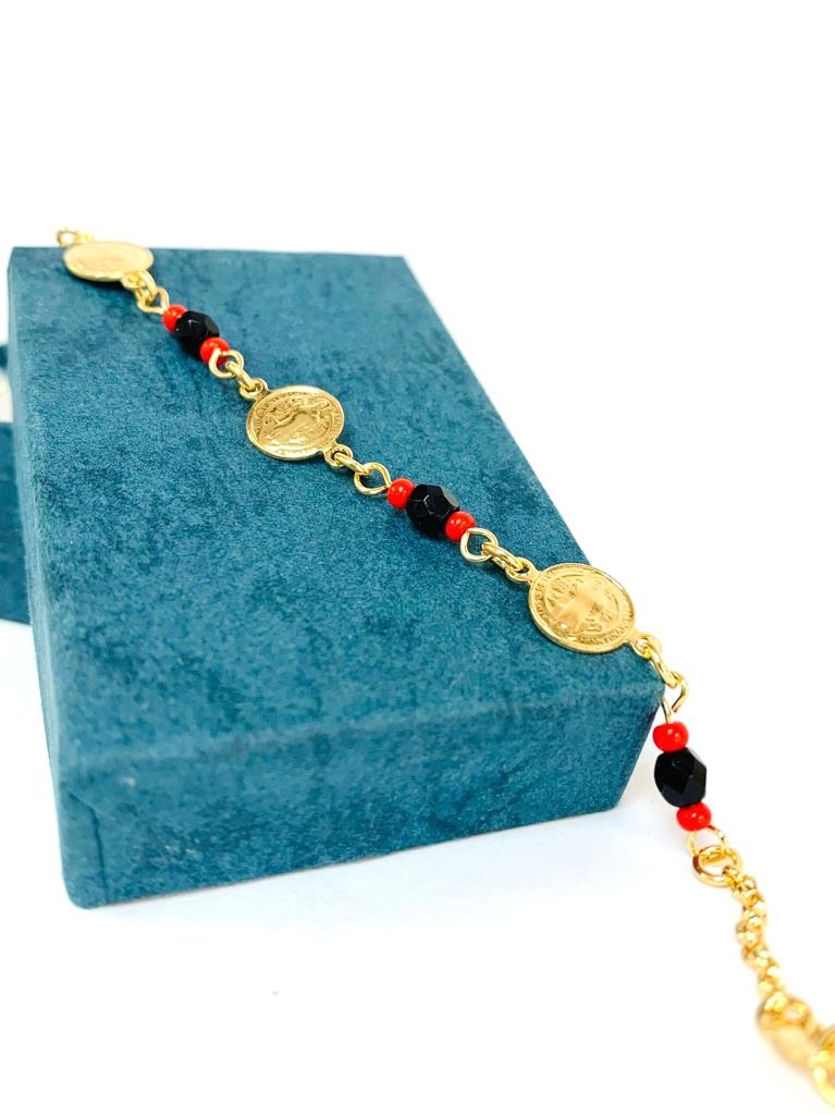 San Bendictus Bracelets Black Red Beads Bracelet for Good Luck & Protection in Gold Filled/ Pulsera de San Benito con Piedras de Azabache para Mujer