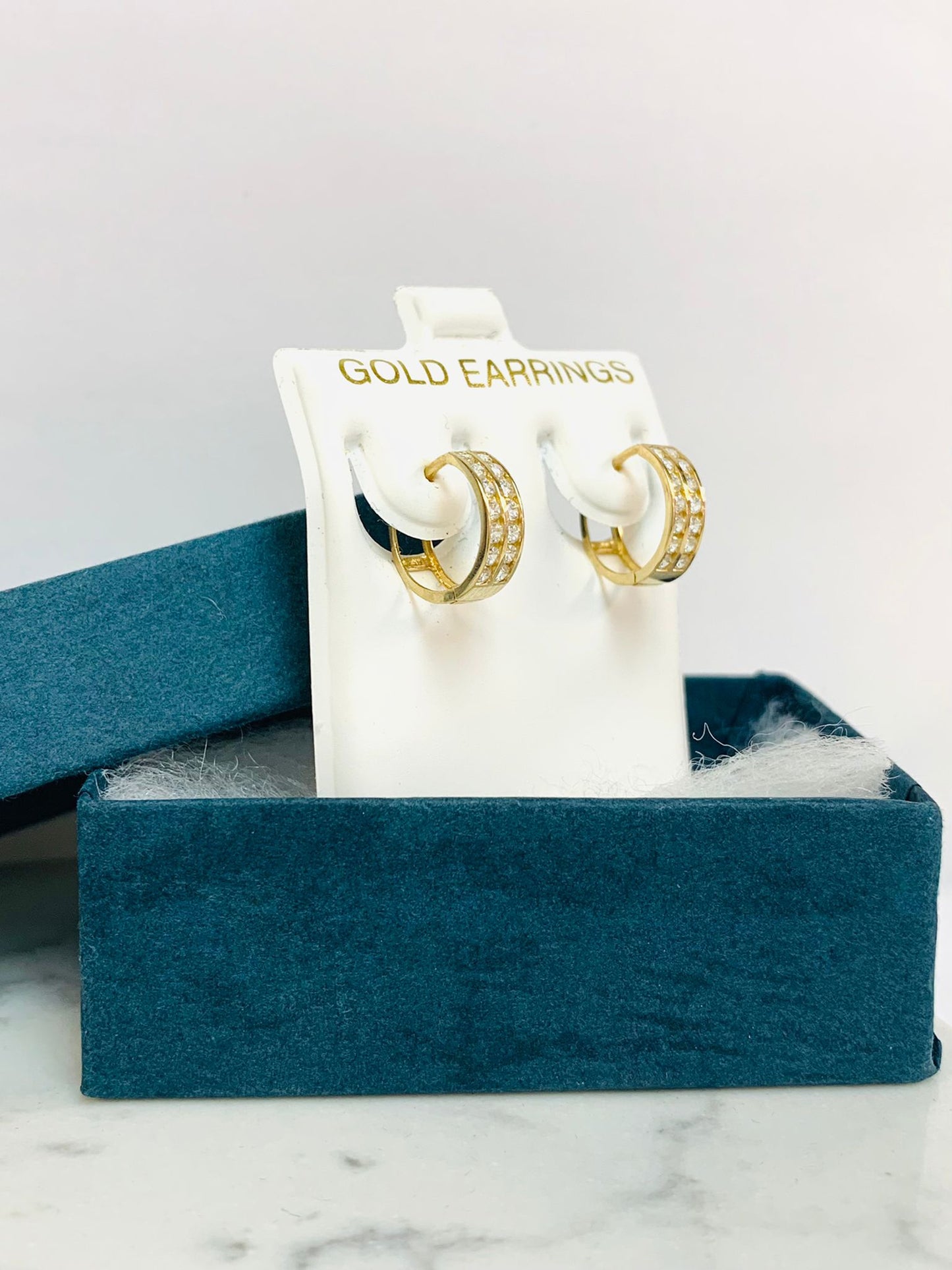 10K Huggies Hoop Earrings Double Line With Cubic Zirconia Stones 12mm Dainty Everyday Earrings Argollas Arracadas en Oro Real 10K Para Mujer
