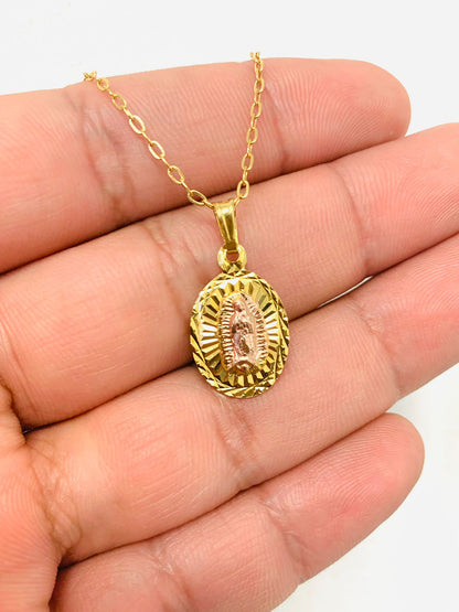 Diamond Cut Virgen de Guadalupe Necklace with Cable Link Chain 20"/ Guadalupe Pendant 20x13mm/ Dainty Necklace/ Dije de Guadalupe para Mujer con Cadena Cable Link Oro Laminado