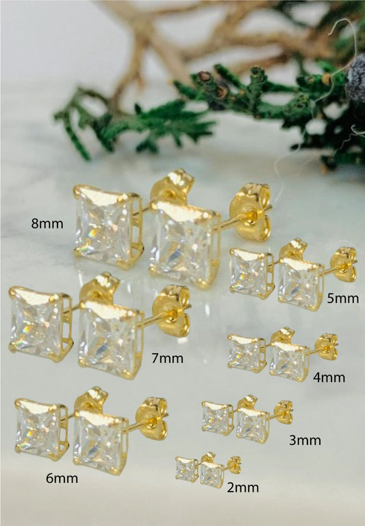 CZ Square Stud Earrings 10K Solid Yellow Gold For Womens Mens Kids / Aretes de Oro Solido 10K para Mujer / Studs Earrings / Daily Earrings.