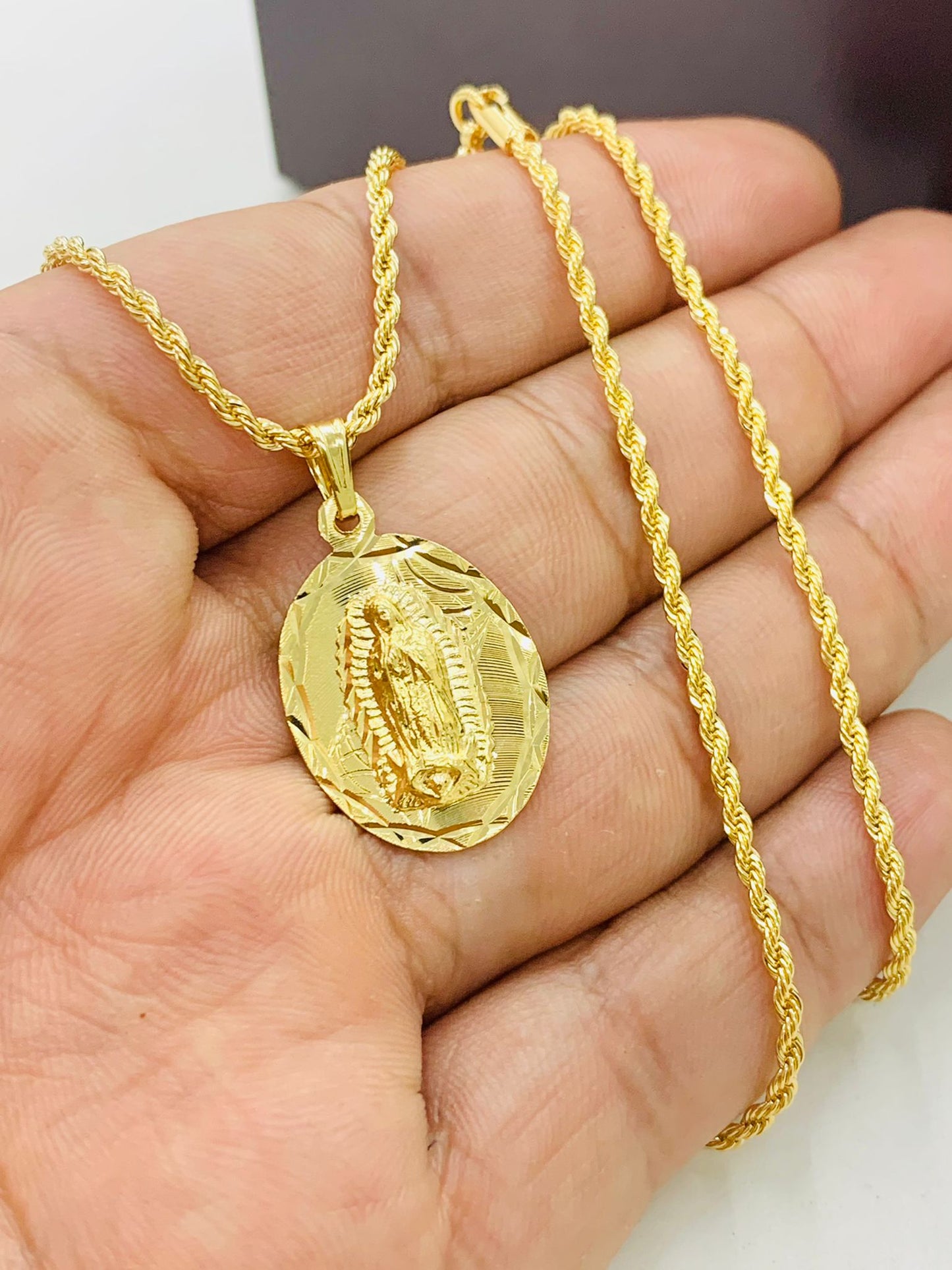 Yellow Gold Filled Virgen de Guadalupe Necklace for Womens Mens 26x18mm/ Dainty Necklace for Everyday / Cadena de la Guadalupe en Oro Unisex