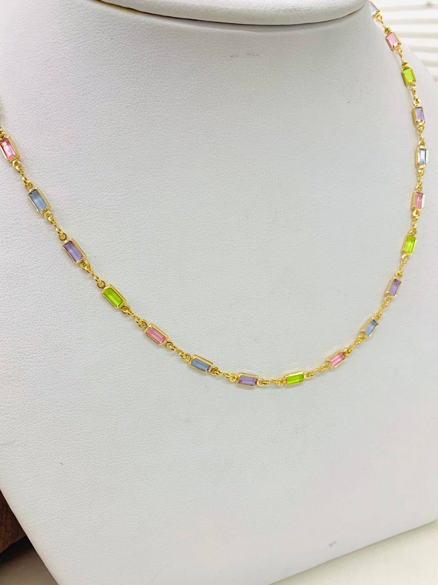 Womens Necklace Chain Chockers 17.5" in Gold Filled / Dainty Everyday Necklace for Ladies / Multi Color Necklace / Gargantillas de Mujer Oro