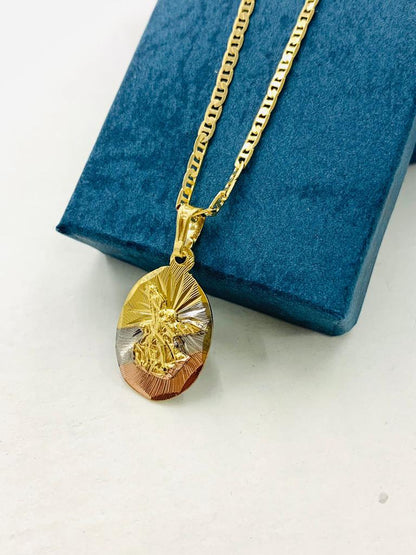 Cadena de San Miguel en Oro Laminado para Mujer Gold Filled Saint Michael Necklace Pendant 22x14 Saint Michael Archangel Necklace Tri Color